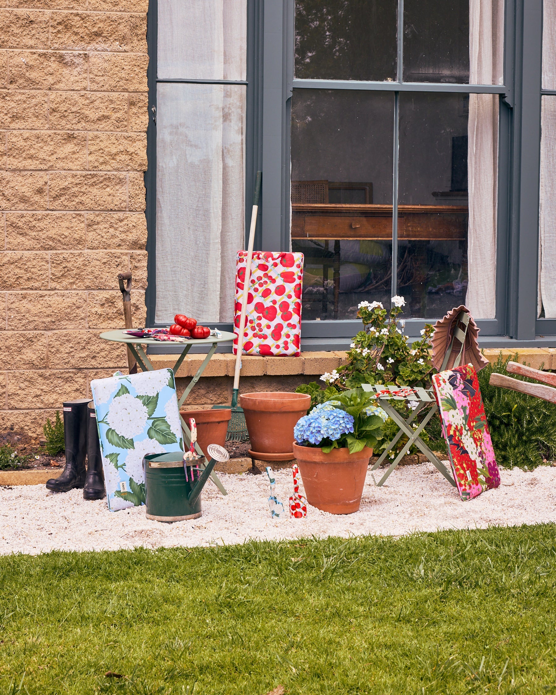 Kip & Co Pomodori Garden Kneeling Mat