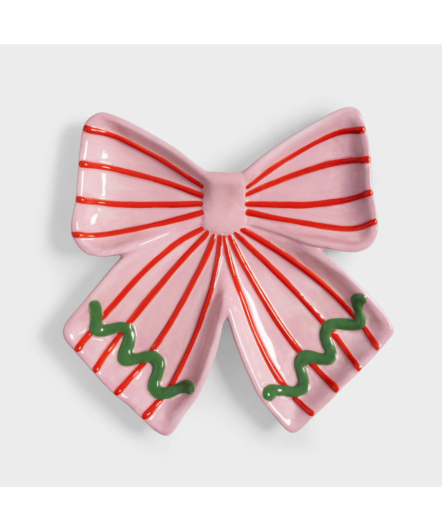 Klevering Plate Ribbon Pink jewelry piece featuring a pink ribbon design on a round plate-shaped accessory.