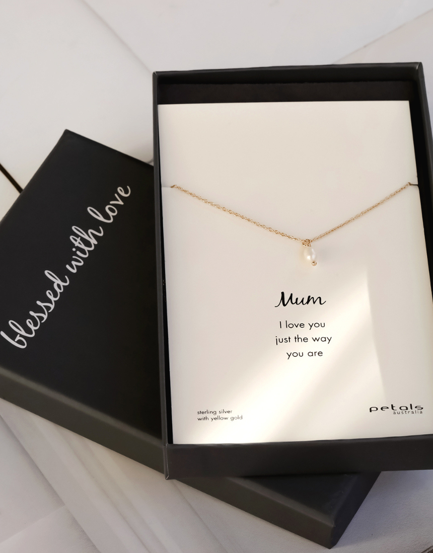 Petals Necklace - Mini Pearl Mum - Say It Sister