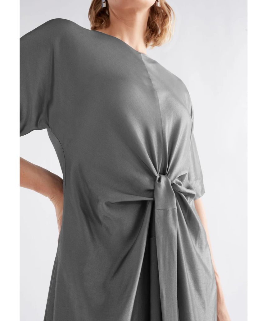 Elk Lissu Dress in silver and black, showcasing a stylish, flowing clothing design with a relaxed fit and elegant details.