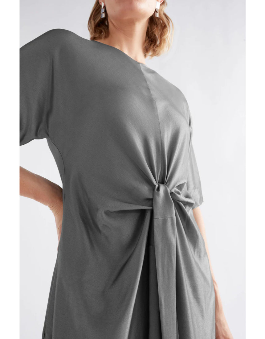 Elk Lissu Dress in silver and black, showcasing a stylish, flowing clothing design with a relaxed fit and elegant details.