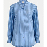 Elk Hedi Shirt in chambray stripe, casual men's clothing with a button-up front and long sleeves, featuring a relaxed fit.