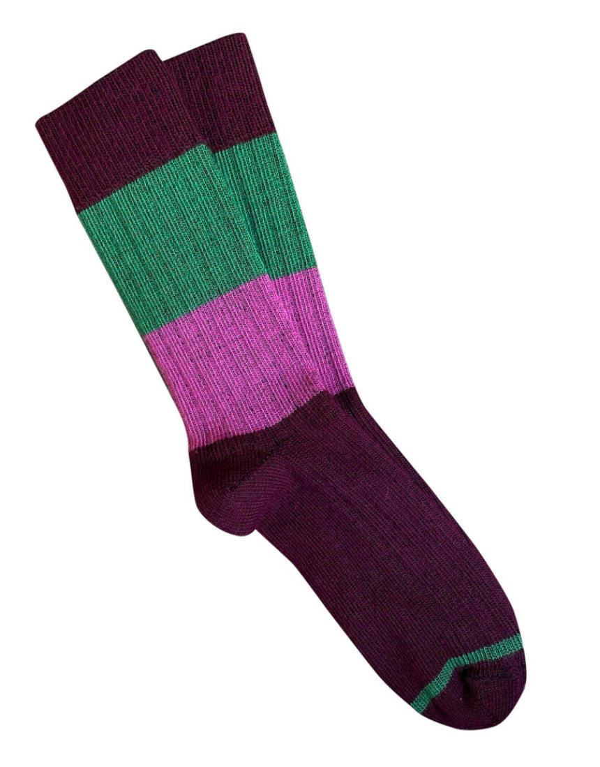 Tightology chunky rib merino wool socks in burgundy, cozy and thick knit for warmth and comfort.