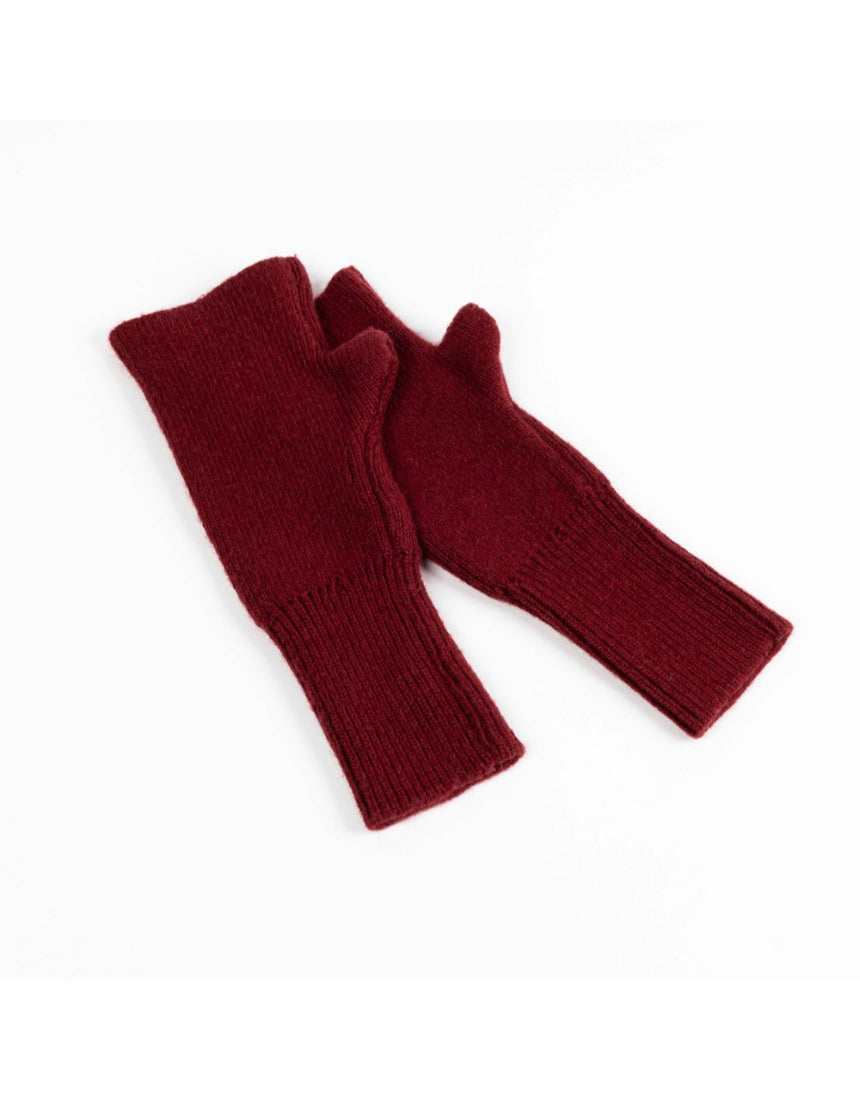 Julia Mittens - Bordeaux, gloves, Maison Fanli - Say It Sister