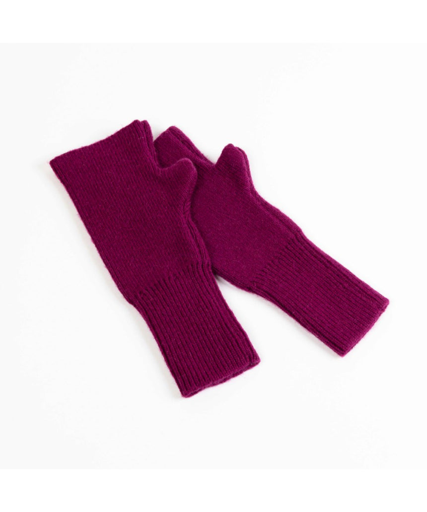Julia Mittens - Fuchsia, gloves, Maison Fanli - Say It Sister