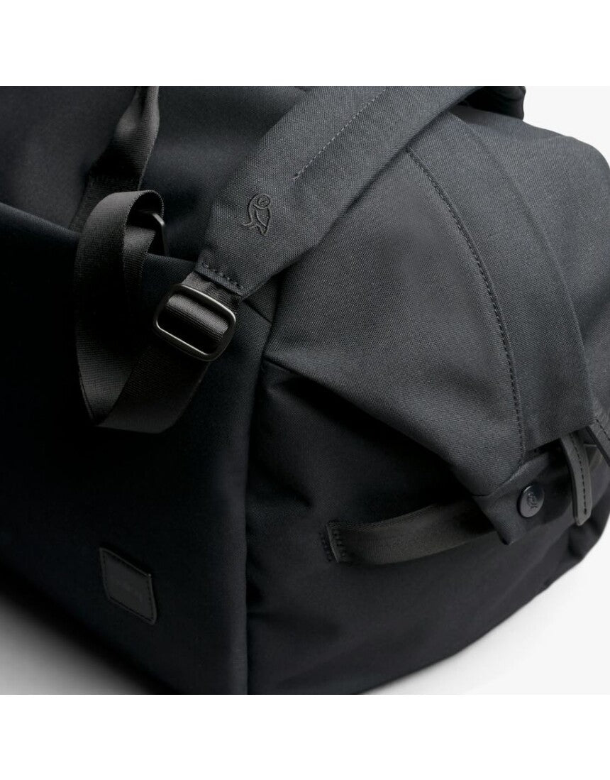Bellroy Classic Duffel 35L in Black – product view 3