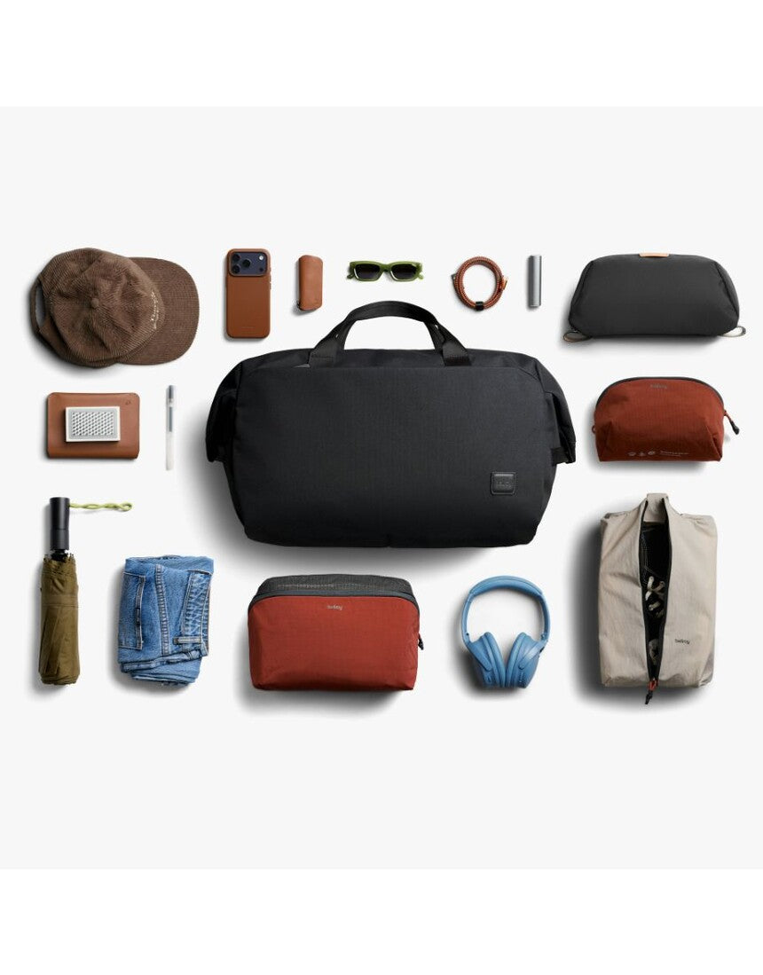 Bellroy Classic Duffel 35L in Black – product view 9