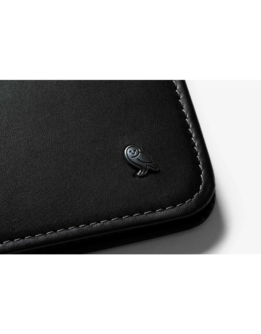 Bellroy Hide & Seek LO wallet in Black – product view 4