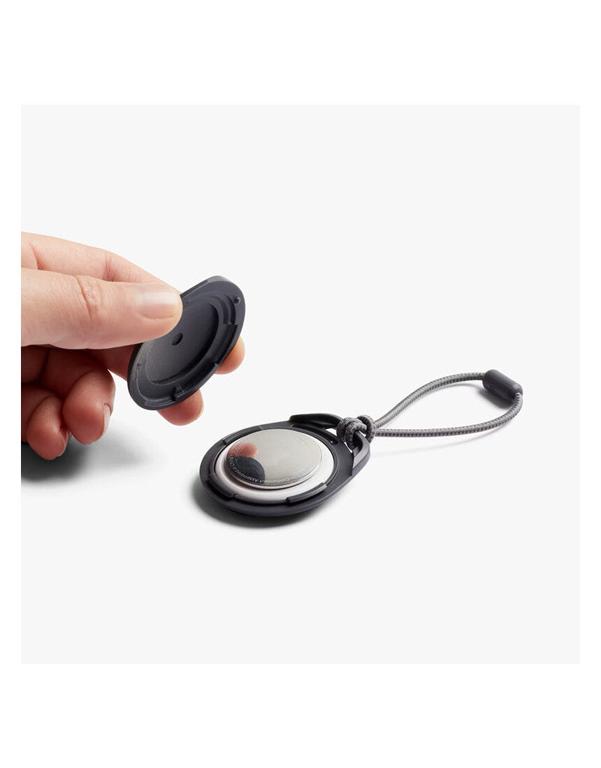 Bellroy Tag Case in Black with AirTag