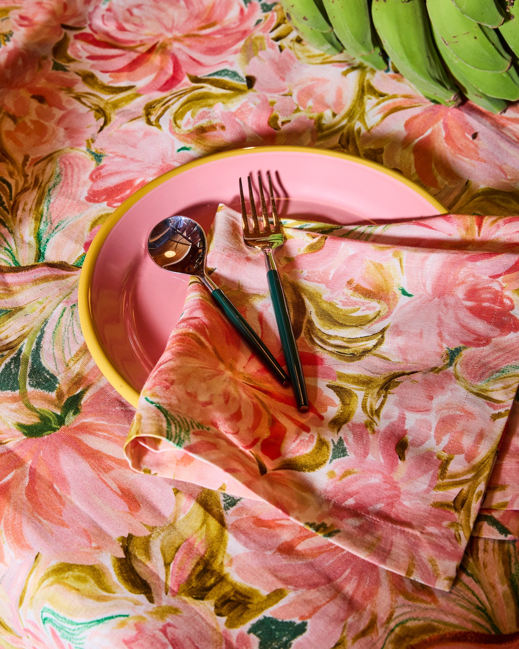 Kip & Co warm floral breeze tablecloth with vibrant floral pattern on soft fabric, ideal for adding color to your dining table.