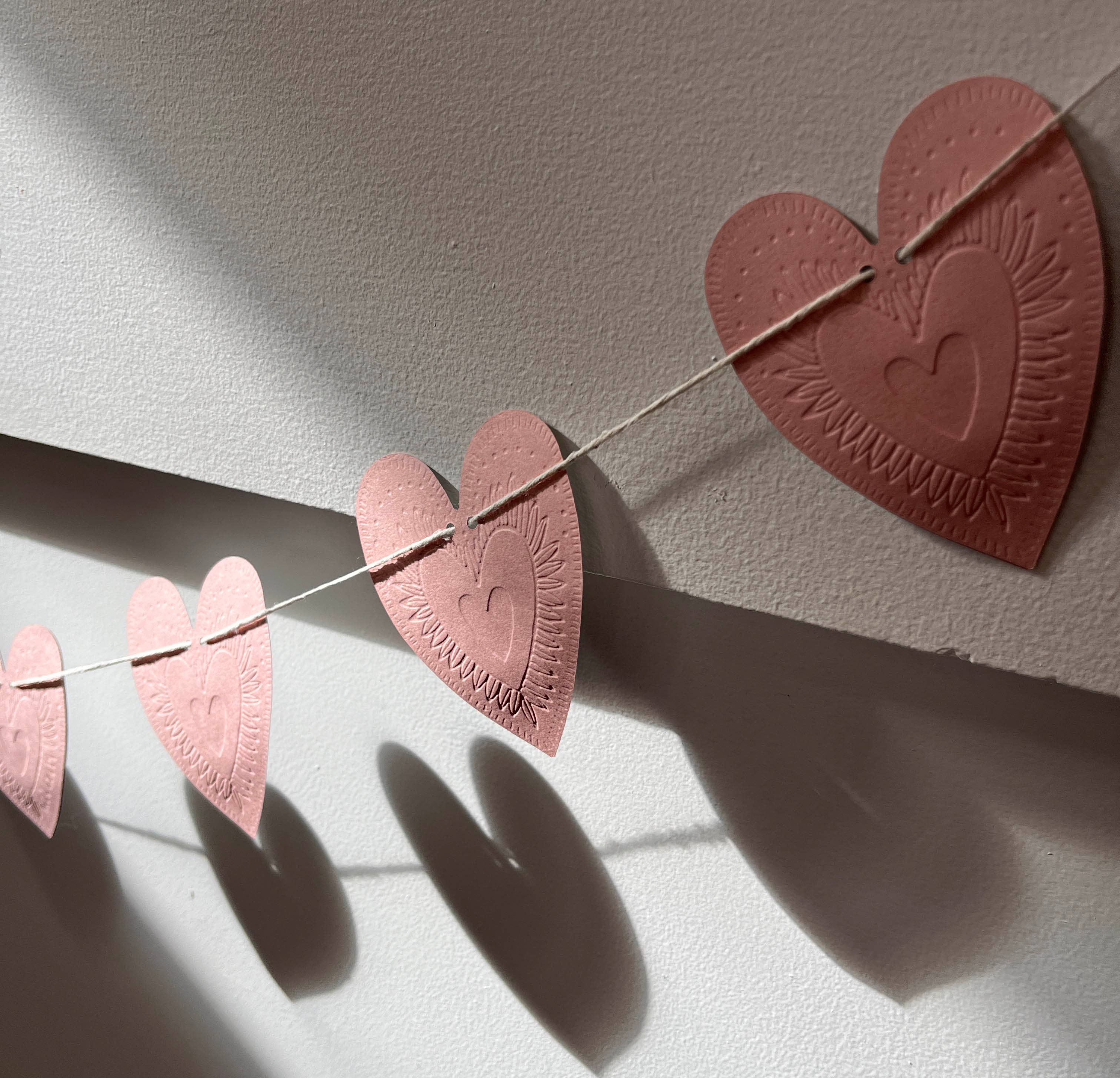 Faux-Tin Heart Bunting Reversible: Light dusty pink, , THE LITTLE PRESS - Say It Sister