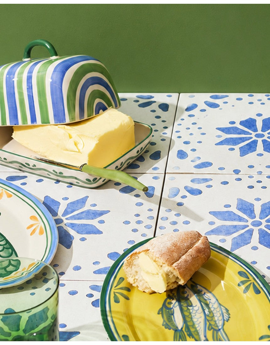 Jones & Co Piccolo Vita butter dish, elegant tableware with a glossy finish, featuring a rounded design and decorative details.