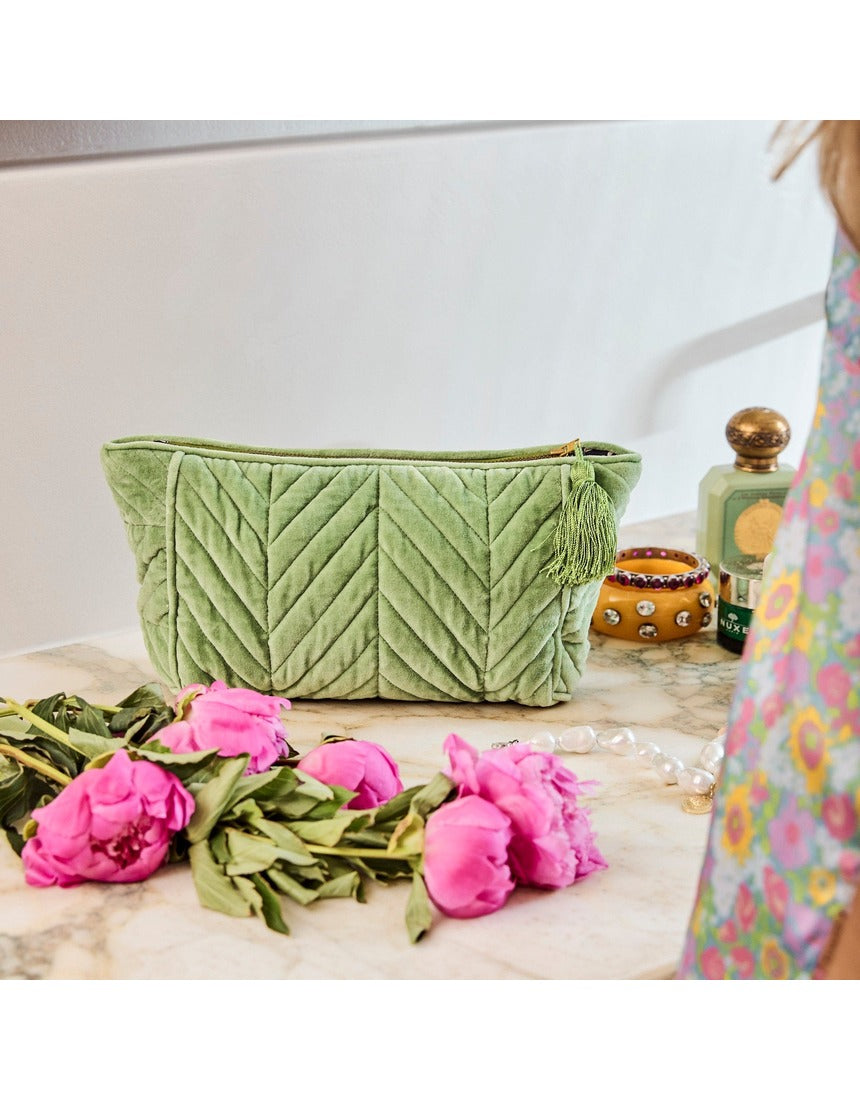 Kip&Co Velvet Toiletry Bag Pesto, image 2