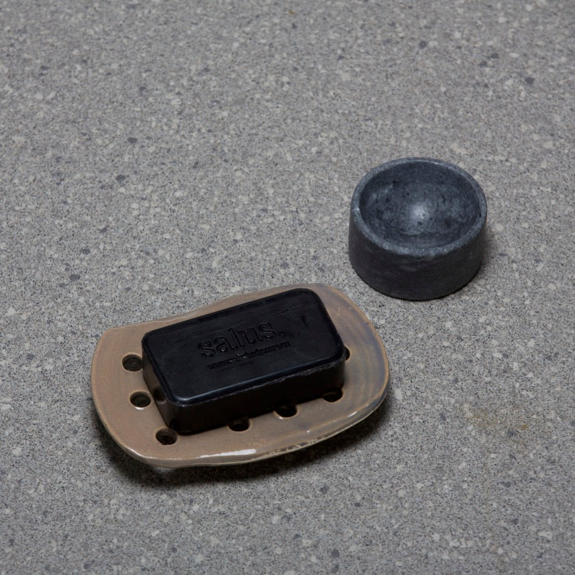 Salus Black Clay Soap 180g, natural soap with black clay for cleansing and skin detoxification.