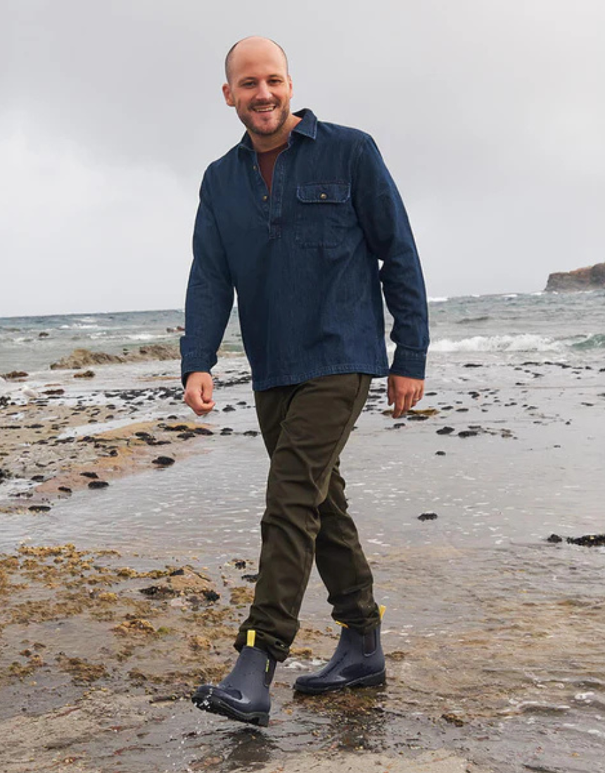 Merry People Bobbi Gumboots in midnight color, waterproof rubber footwear with a sleek design, suitable for rainy weather.