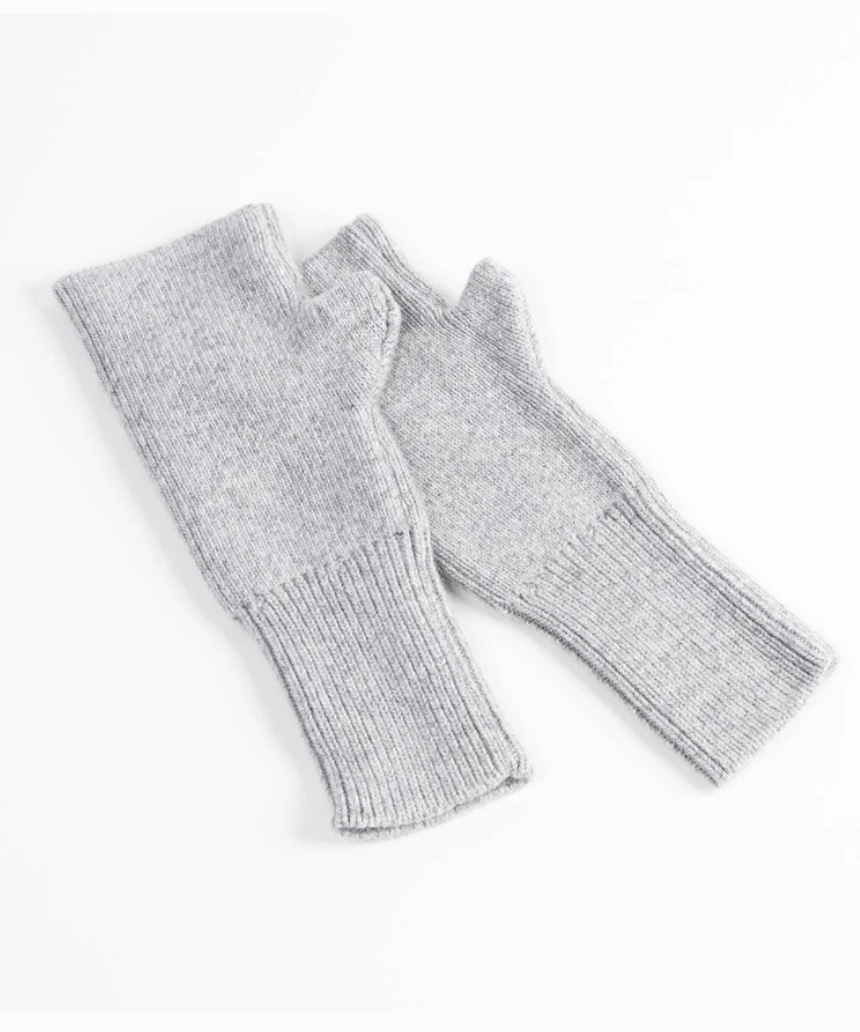 Julia Mittens - Light Grey, gloves, Maison Fanli - Say It Sister