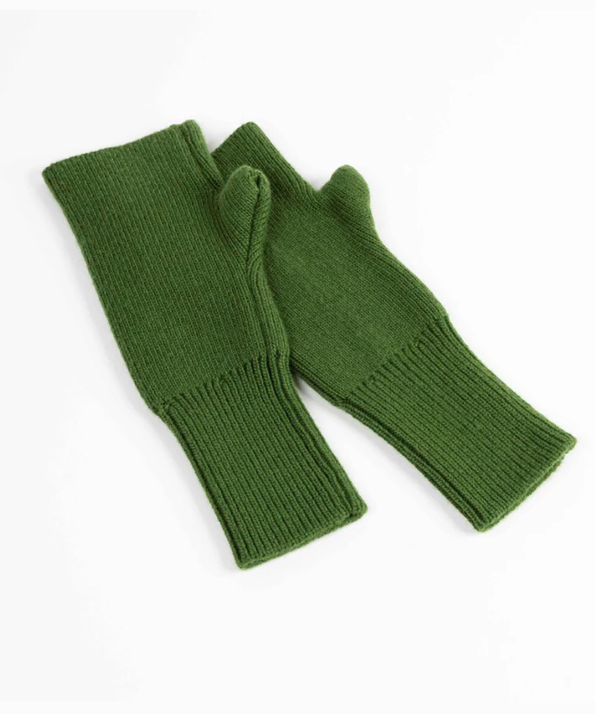 Julia Mittens - Green, gloves, Maison Fanli - Say It Sister