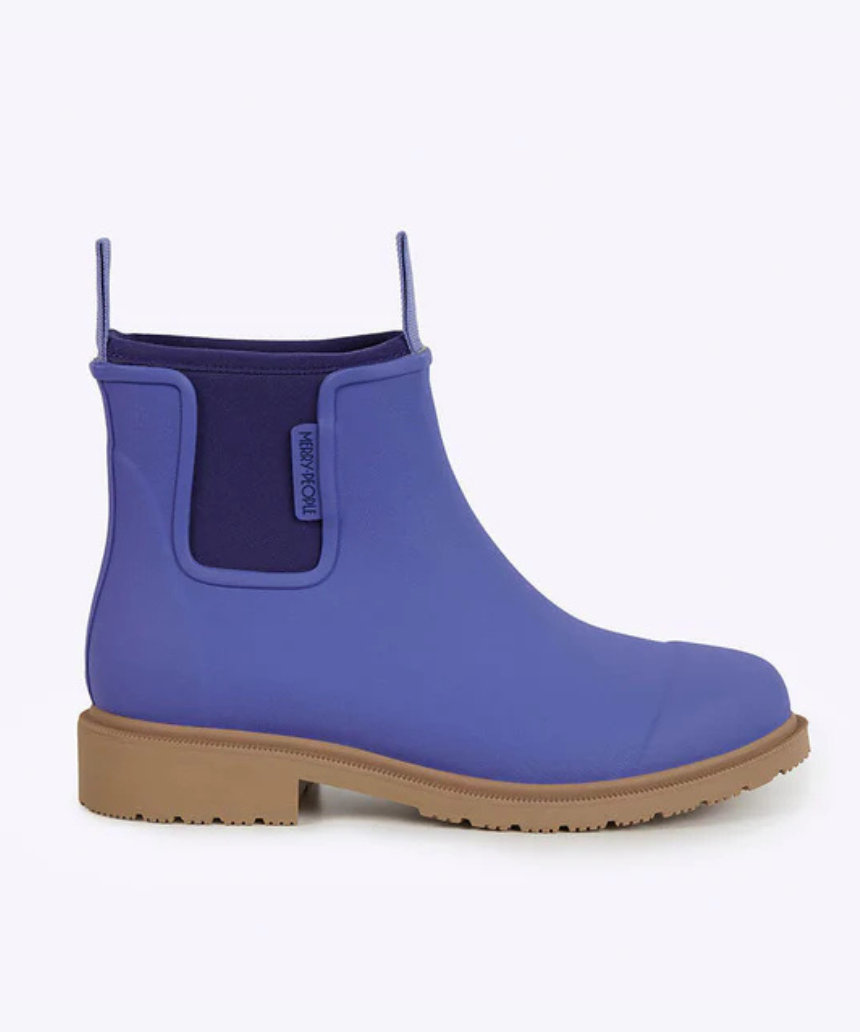 Violet and blue Merry People Bobbi gumboots with waterproof design, perfect for rainy weather.